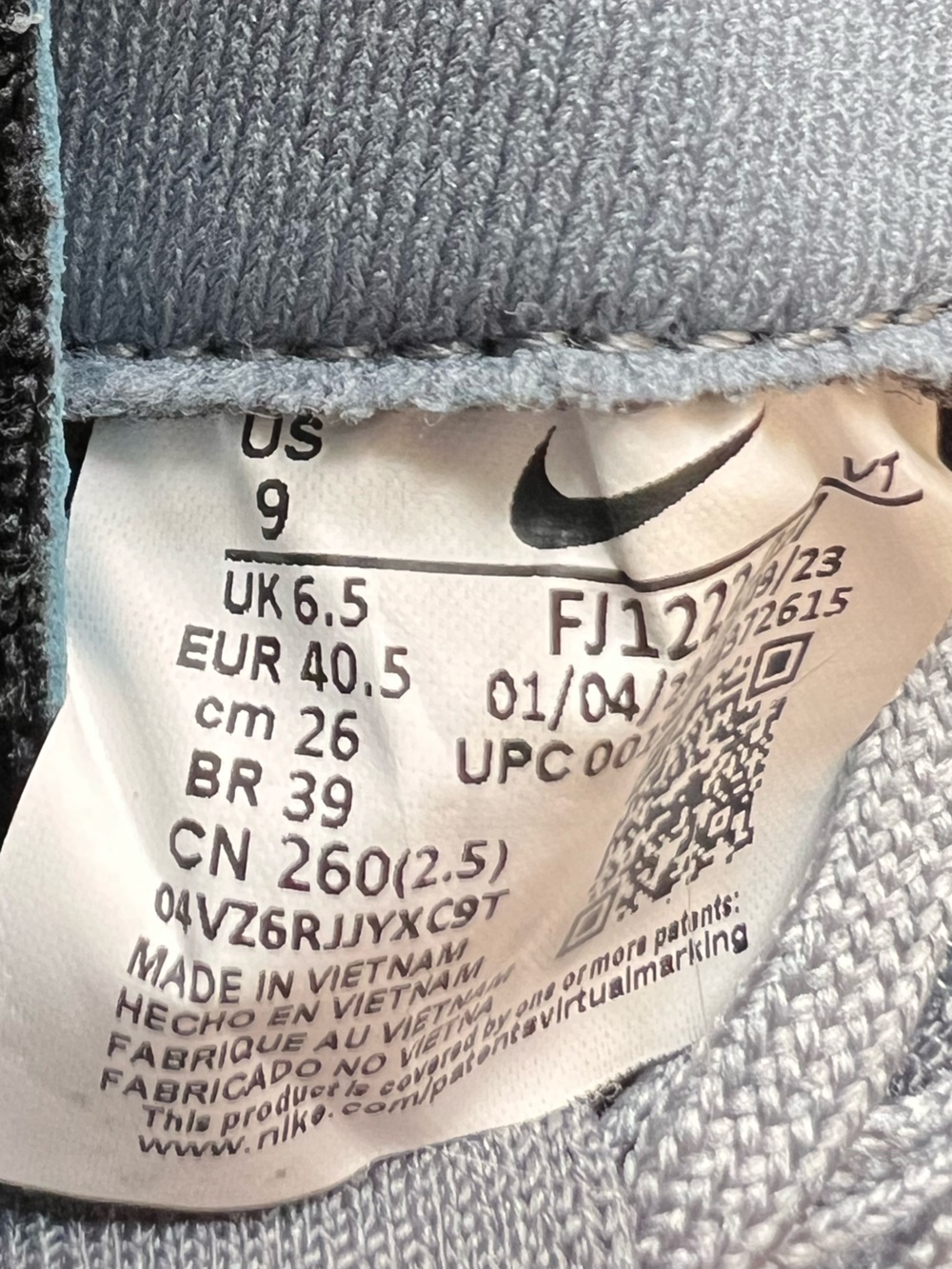 Nike ReactX Infinity Run 4 shoes in a Cool Grey colorway - super clean! - Picture 10 of 10